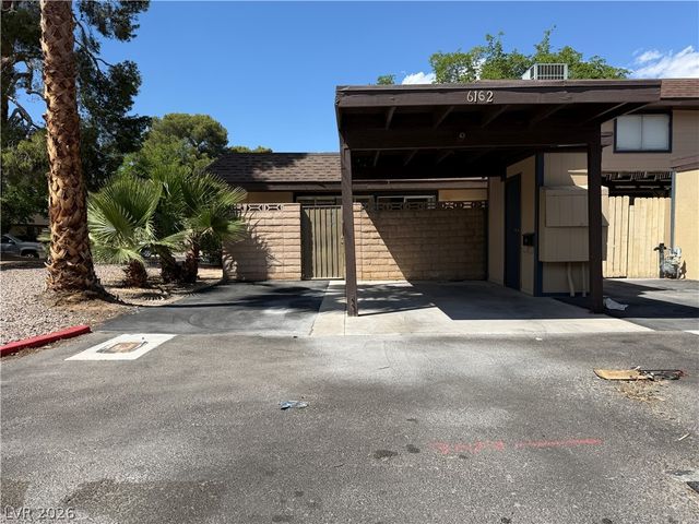6162 Meadow Vista Lane, Las Vegas, NV 89103