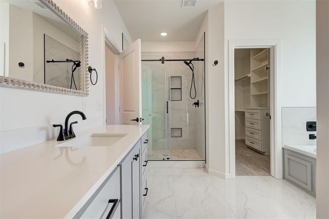 2099 Cash Court, Blanchard, OK 73010