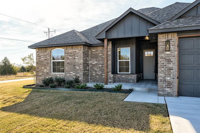 2099 Cash Court, Blanchard, OK 73010