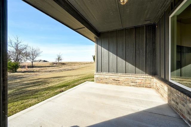 2099 Cash Court, Blanchard, OK 73010