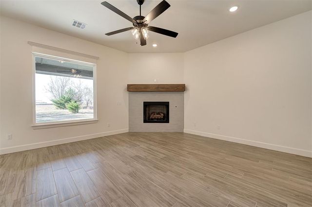 2099 Cash Court, Blanchard, OK 73010