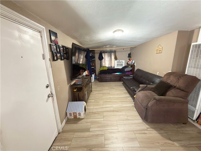 3707 Vineland Avenue, Baldwin Park, CA 91706