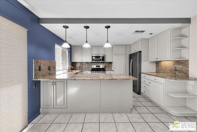 2262 S Linden Way E, Palm Springs, CA 92264