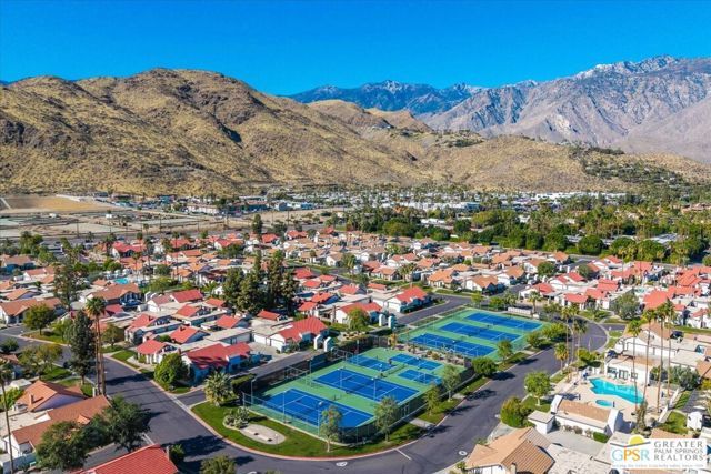 2262 S Linden Way E, Palm Springs, CA 92264