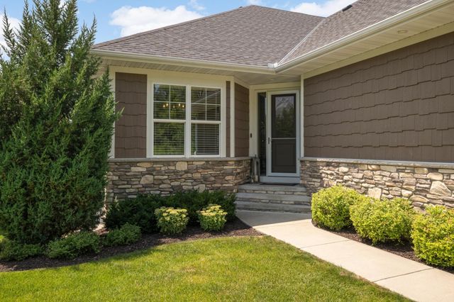 17043 Kerrick Court, Lakeville, MN 55044