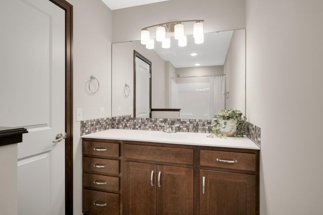 17043 Kerrick Court, Lakeville, MN 55044