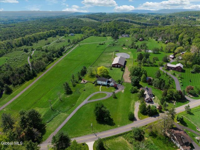 145 Bullock Road, New Scotland, NY 12159