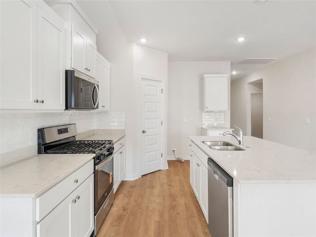 4791 W Folsom Street, Fayetteville, AR 72704