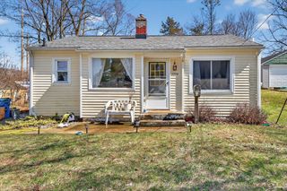 1734 Texel Drive, Kalamazoo Twp, MI 49048