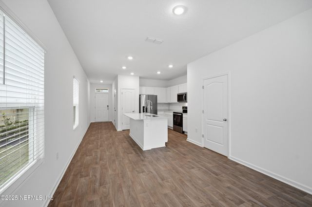 5661 COPPERS EDGE Lane, Jacksonville, FL 32254