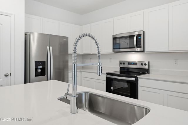 5661 COPPERS EDGE Lane, Jacksonville, FL 32254