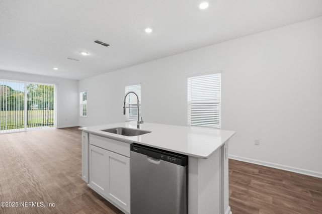 5661 COPPERS EDGE Lane, Jacksonville, FL 32254