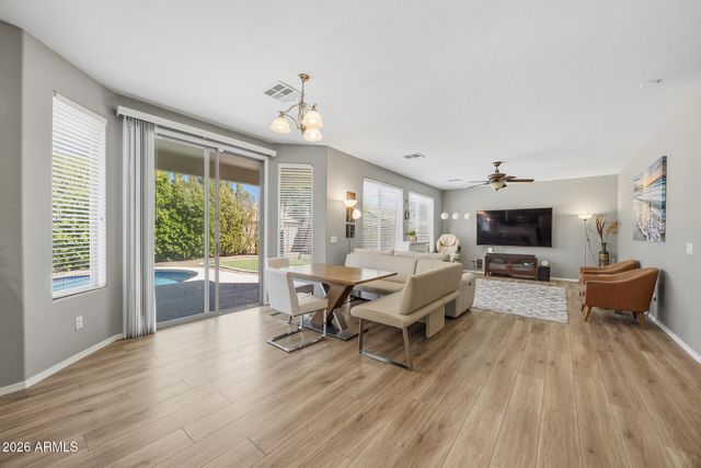 4050 W HAZEL Drive, Laveen, AZ 85339
