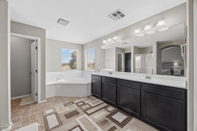 4050 W HAZEL Drive, Laveen, AZ 85339