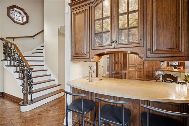 2041 Tremont Court, Libertyville, IL 60048