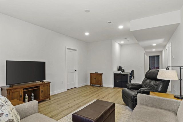 312 Roosevelt Street, Baraboo, WI 53913