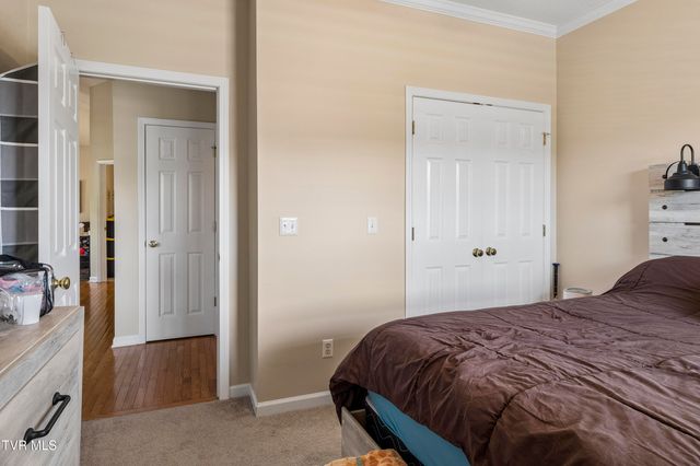 263 Main Street Village Drive, Jonesborough, TN 37659
