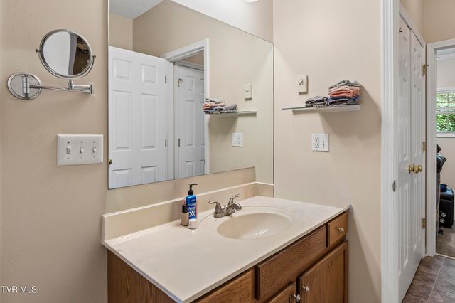 263 Main Street Village Drive, Jonesborough, TN 37659
