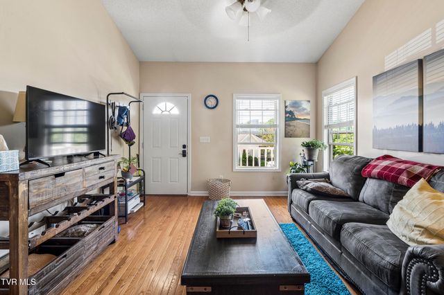 263 Main Street Village Drive, Jonesborough, TN 37659