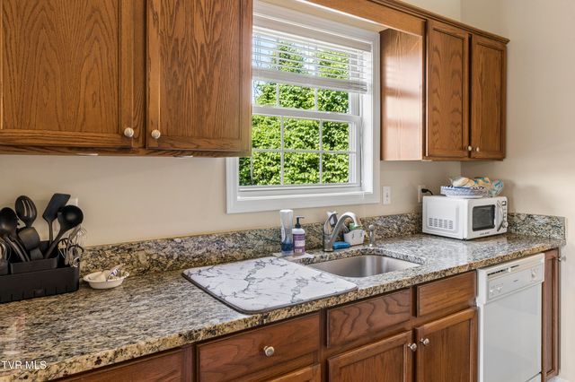 263 Main Street Village Drive, Jonesborough, TN 37659
