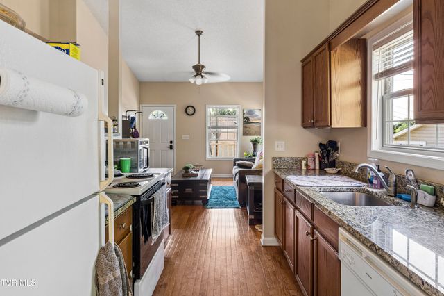 263 Main Street Village Drive, Jonesborough, TN 37659