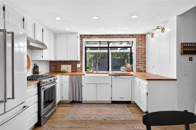 1754 Stratford, Redlands, CA 92374