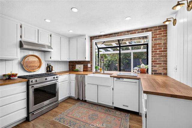 1754 Stratford, Redlands, CA 92374