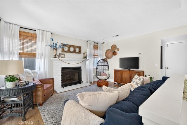 1754 Stratford, Redlands, CA 92374