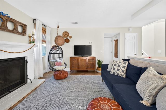 1754 Stratford, Redlands, CA 92374