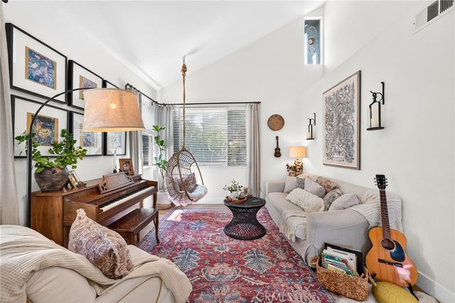 1754 Stratford, Redlands, CA 92374