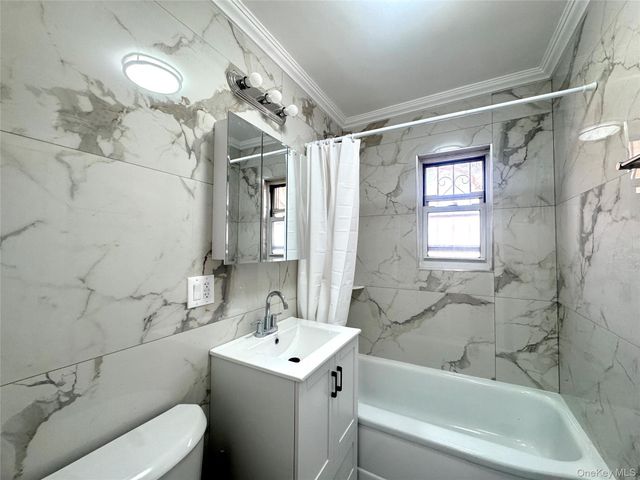 6824 140th Street A, Flushing, NY 11367