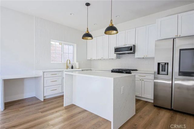 723 E Verdugo Avenue 201, Burbank, CA 91501