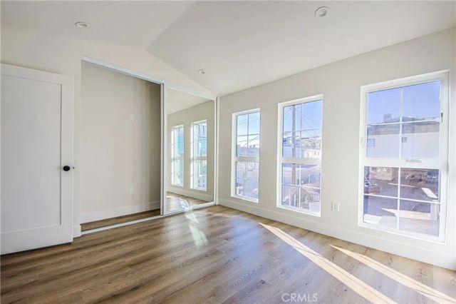 723 E Verdugo Avenue 201, Burbank, CA 91501