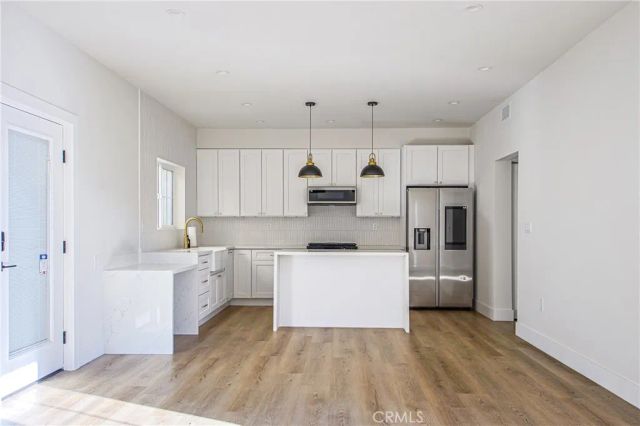 723 E Verdugo Avenue 201, Burbank, CA 91501