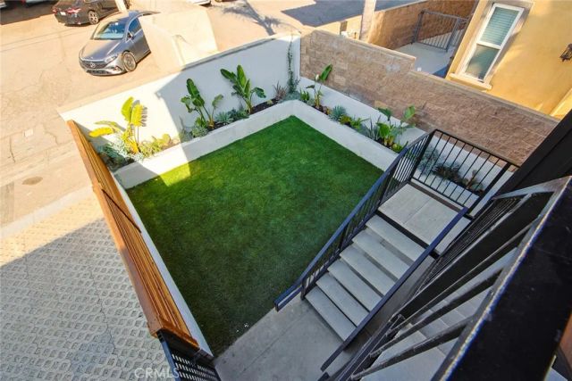 723 E Verdugo Avenue 201, Burbank, CA 91501