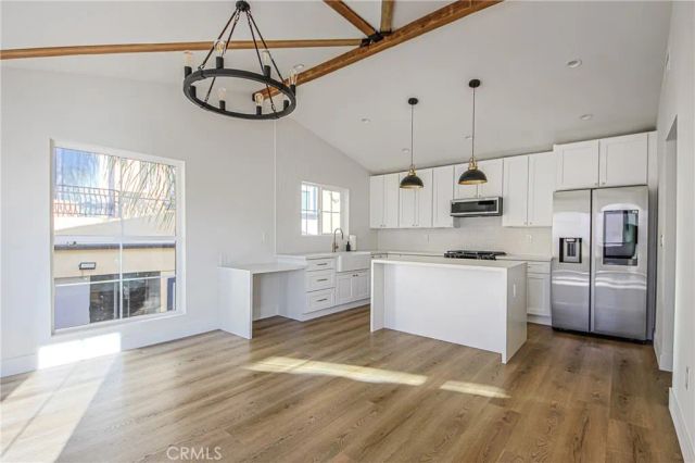 723 E Verdugo Avenue 201, Burbank, CA 91501