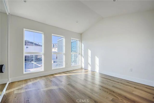 723 E Verdugo Avenue 201, Burbank, CA 91501