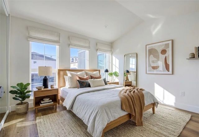 723 E Verdugo Avenue 201, Burbank, CA 91501