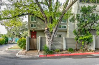 3102 Eisenhauer Rd Apt B20, San Antonio, TX 78209