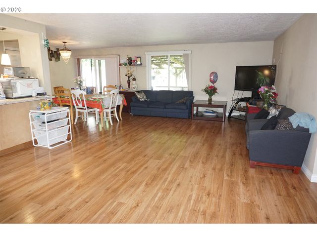 3130 Se 161ST Ave, Portland, OR 97236