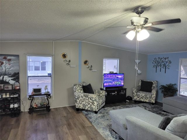 187 IMPERIAL DR N, Mulberry, FL 33860