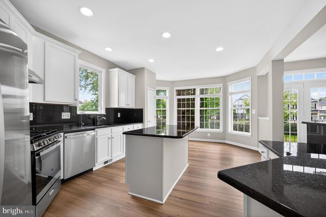42071 PEPPERBUSH PL, Aldie, VA 20105