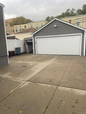 7736 76th Street, Glendale, NY 11385
