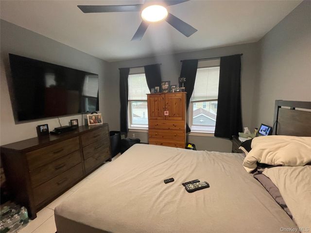 7736 76th Street, Glendale, NY 11385