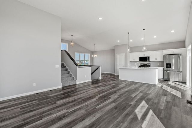 6231 Radford Avenue NE, Otsego, MN 55374