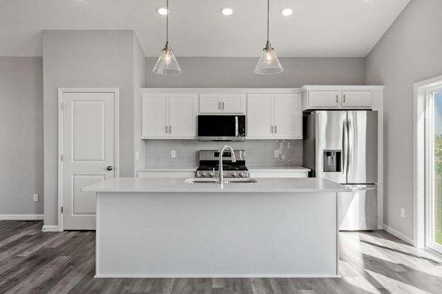 6231 Radford Avenue NE, Otsego, MN 55374