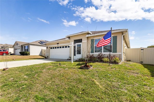 1768 HENIN CIRCLE, Tavares, FL 32778