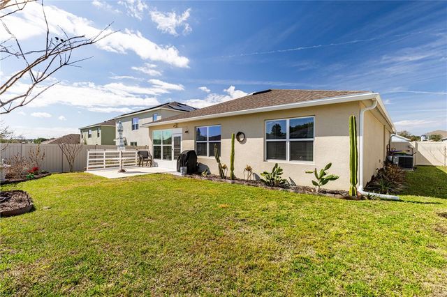 1768 HENIN CIRCLE, Tavares, FL 32778