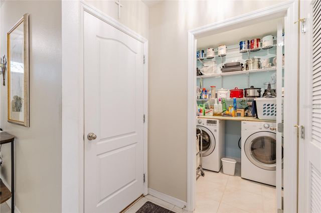 1768 HENIN CIRCLE, Tavares, FL 32778