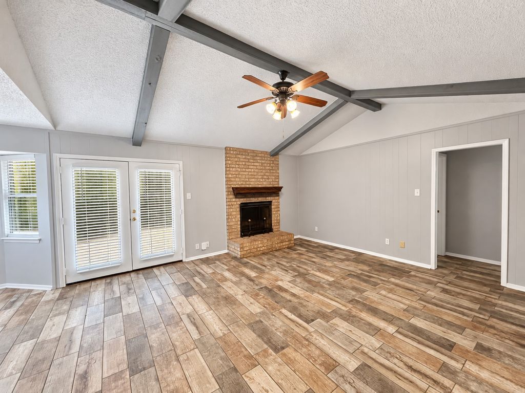2809 Bent Tree Lane, Arlington, TX 76016 — photo 2